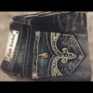 Rock Revival size 27